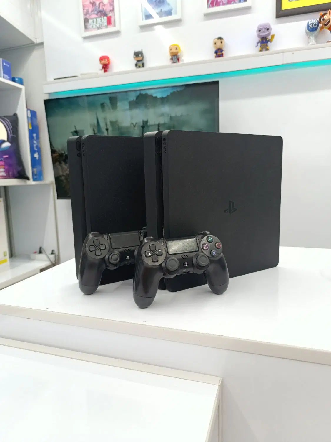 فروش دو عدد کنسول PS4 Slim یک ترابایت کارکرده|کنسول، بازی ویدئویی و آنلاین|اصفهان, سعادت‌آباد|دیوار