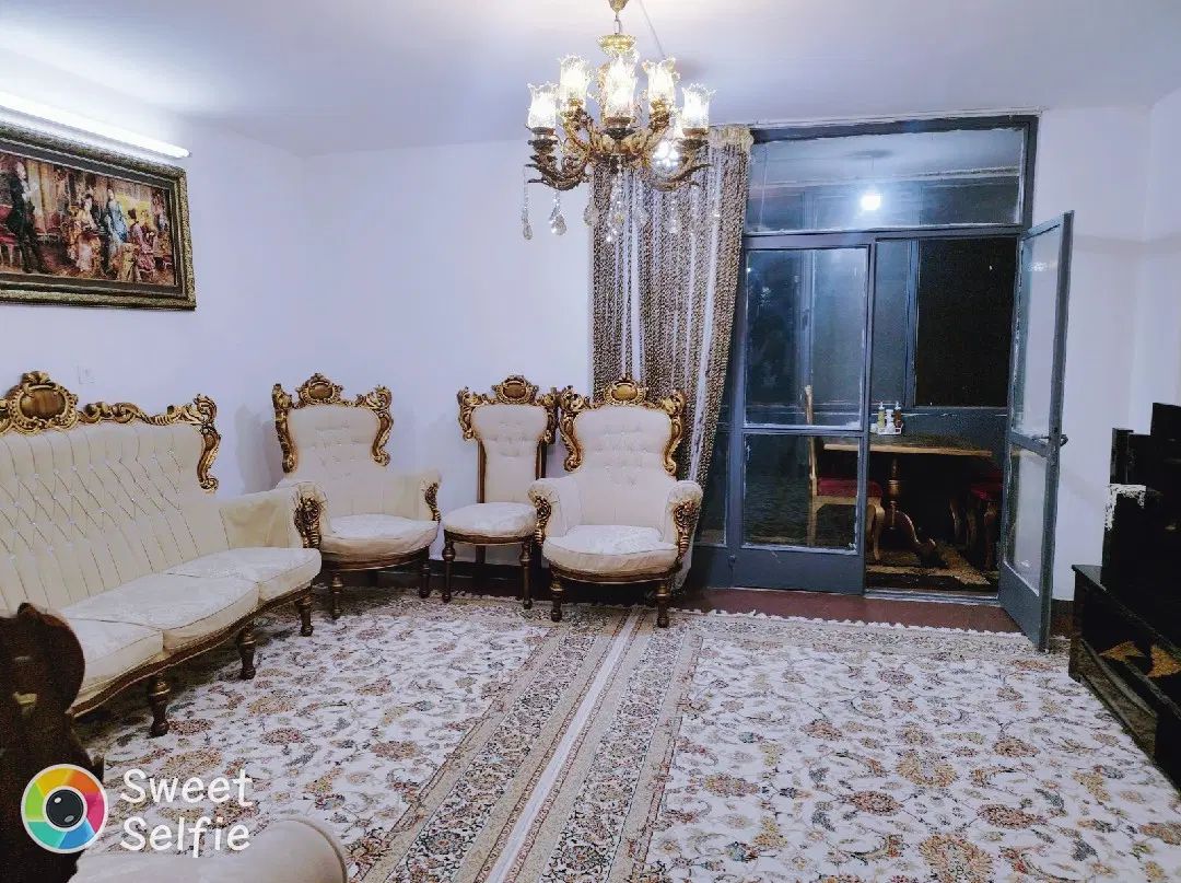 مبلمان ۹ نفره|مبلمان خانگی و میز عسلی|اصفهان, کوی امام|دیوار