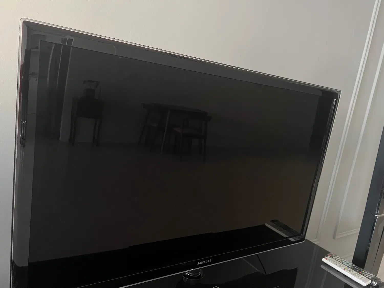 تلویزیون LCD سامسونگ اصل کره ۳۲ اینچ|تلویزیون و پروژکتور|مشهد, صیاد شیرازی|دیوار