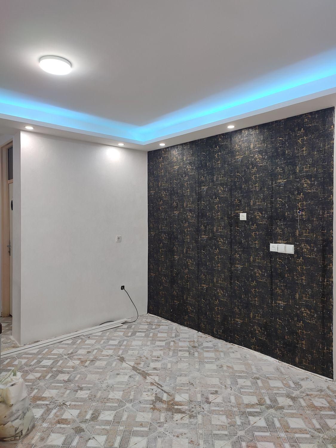 نصب کاغذ دیواری و پوستر سه بعدی|خدمات پیشه و مهارت|دزفول, |دیوار