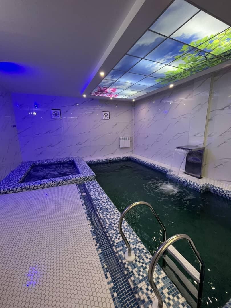 اجاره روزانه سه خوابه تریبلکس استخروجکوزی آبگرم|اجارهٔ کوتاهمدت ویلا و باغ|بابلسر, |دیوار