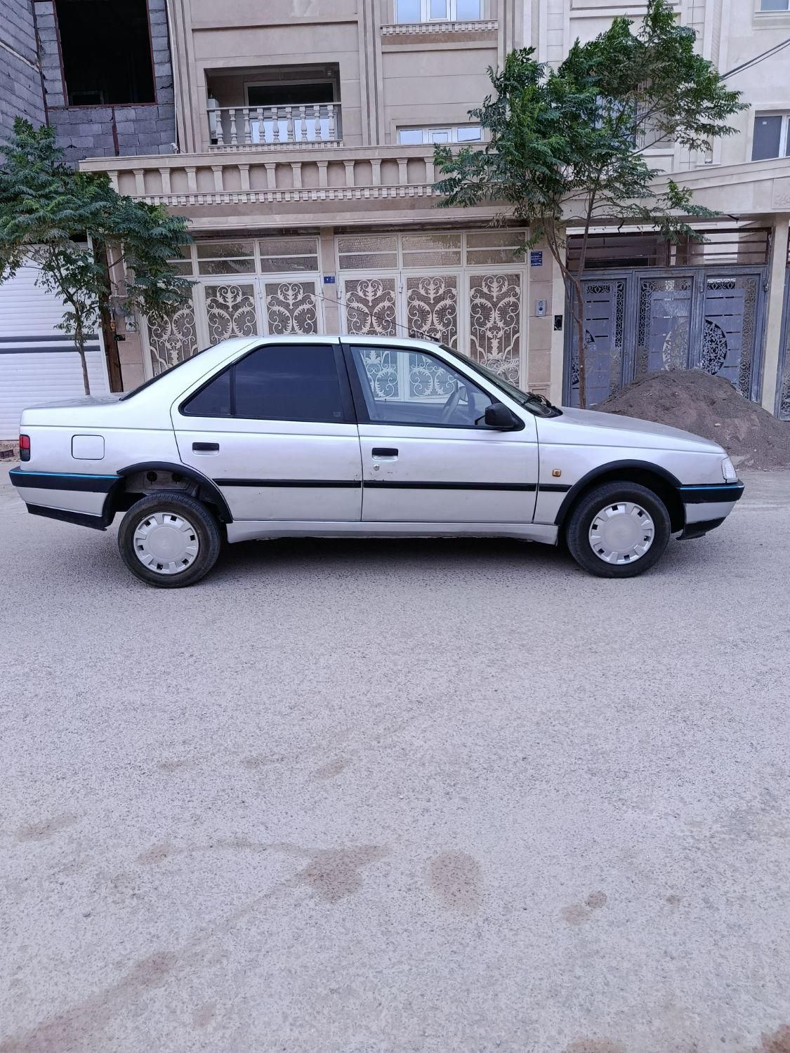 پژو 405 GLX - دوگانه سوز CNG،فابریک مدل ۱۳۹۶|خودرو سواری و وانت|قم, امامزاده ابراهیم|دیوار