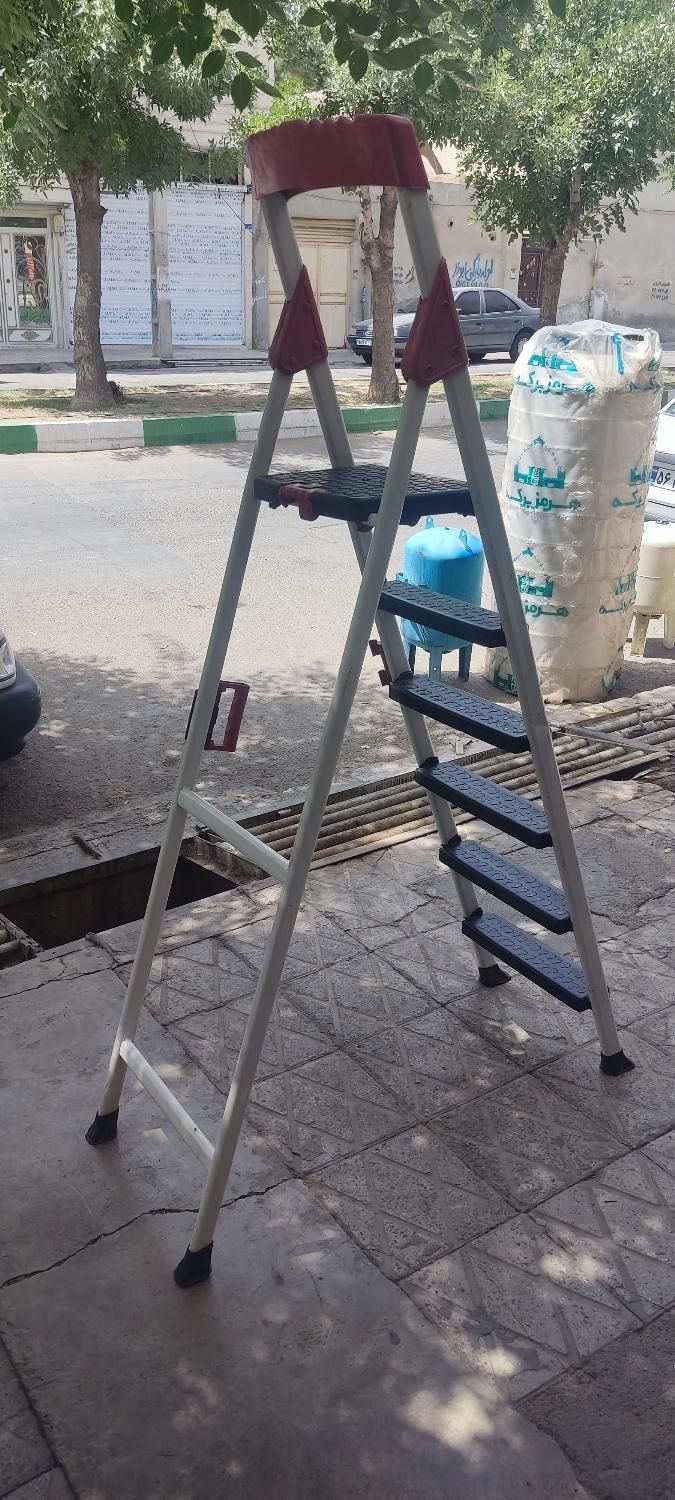 نردبان ۶ پله|ابزارآلات|قرچک, |دیوار