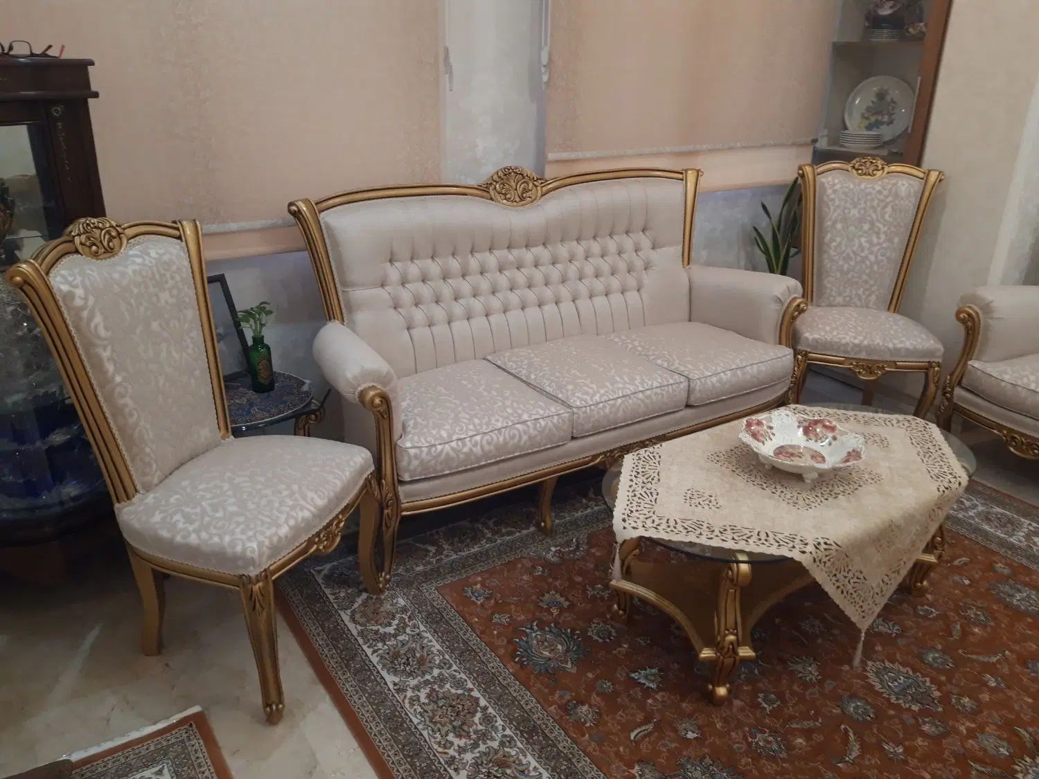 یکدست مبل ۹نفره نو|مبلمان خانگی و میز عسلی|تهران, گیشا|دیوار