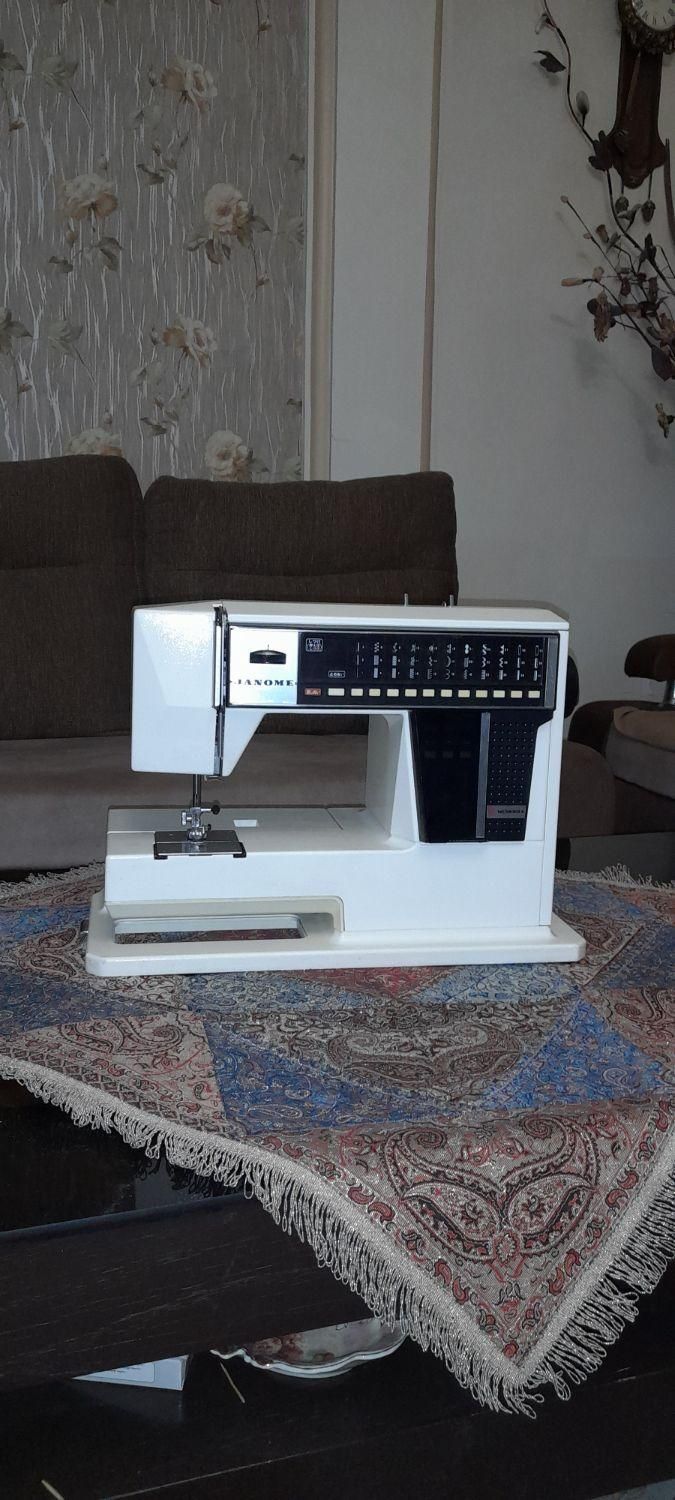 چرخ خیاطی کامپیوتری ژانومه اصل ژاپن مدل ۵۰۰۱|چرخ خیاطی و ریسندگی|کرج, مهرویلا جنوبی|دیوار