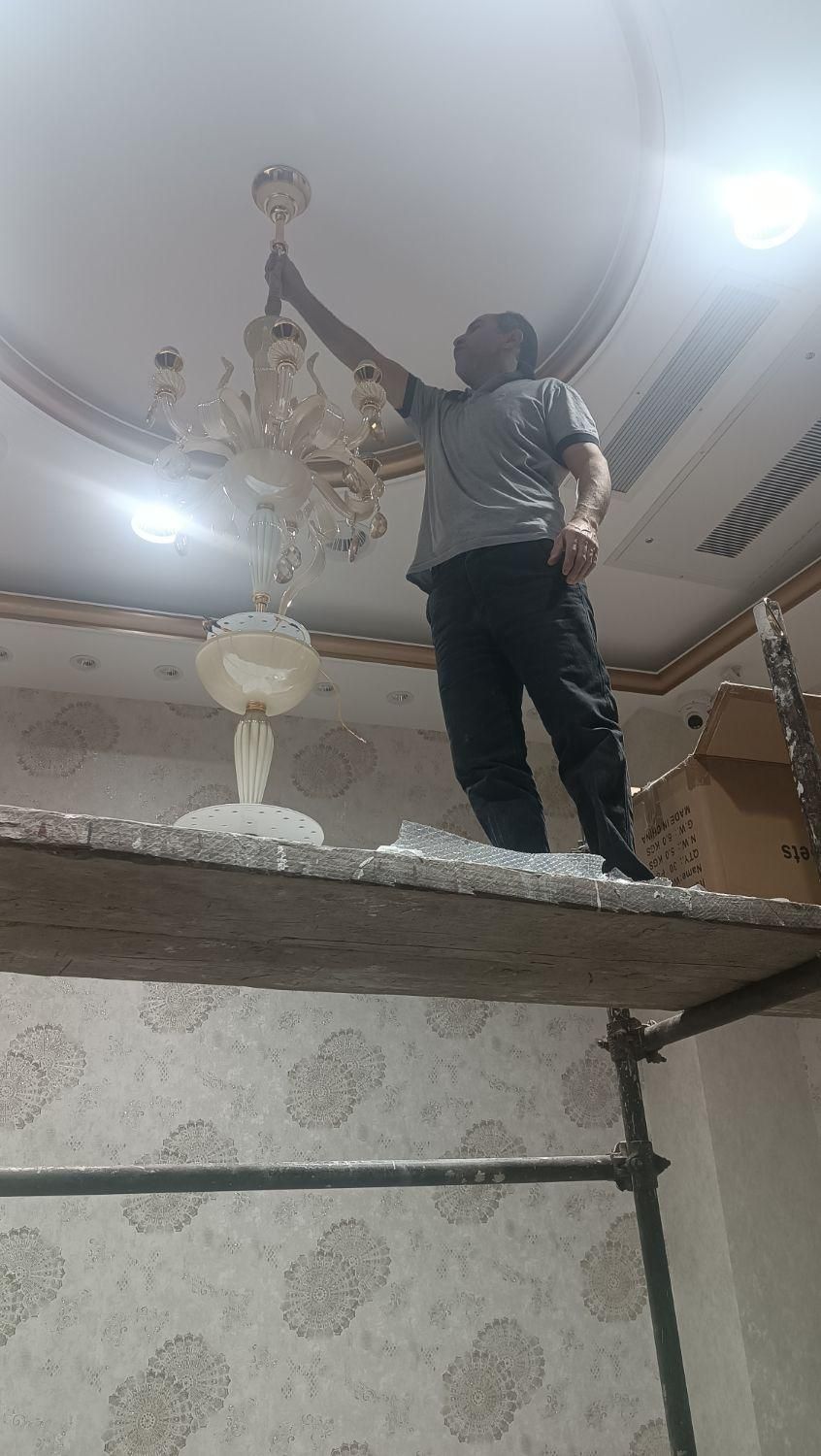 نصب انواع لوستر های برنزی خارجی و تعمیر|خدمات پیشه و مهارت|زنجان, |دیوار