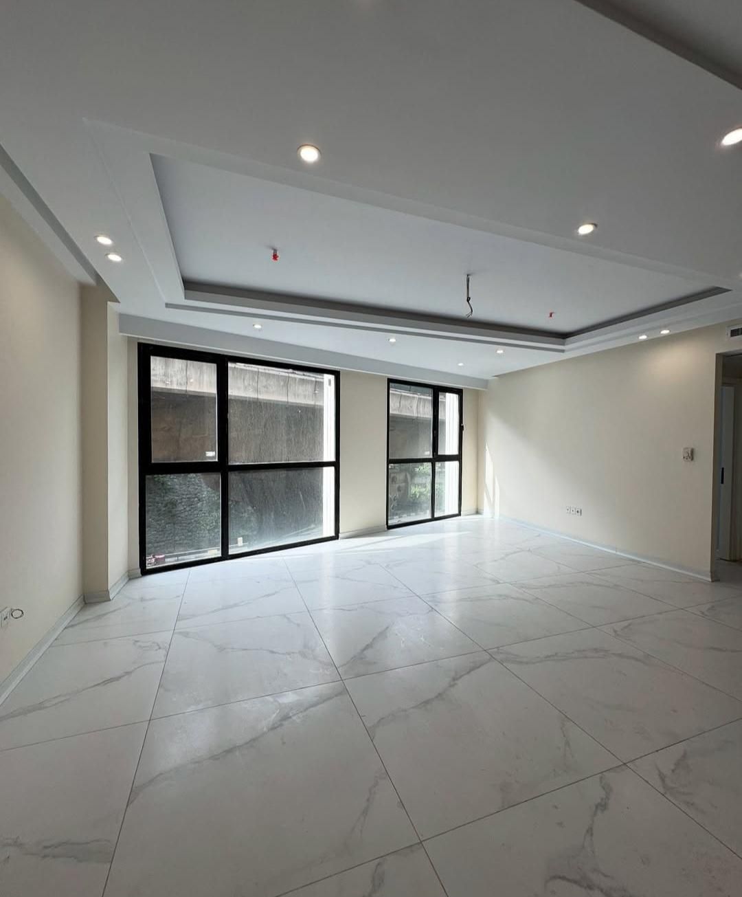 ۱۲۰متر/نوساز کلیدنخورده/لوکس / آزادگان