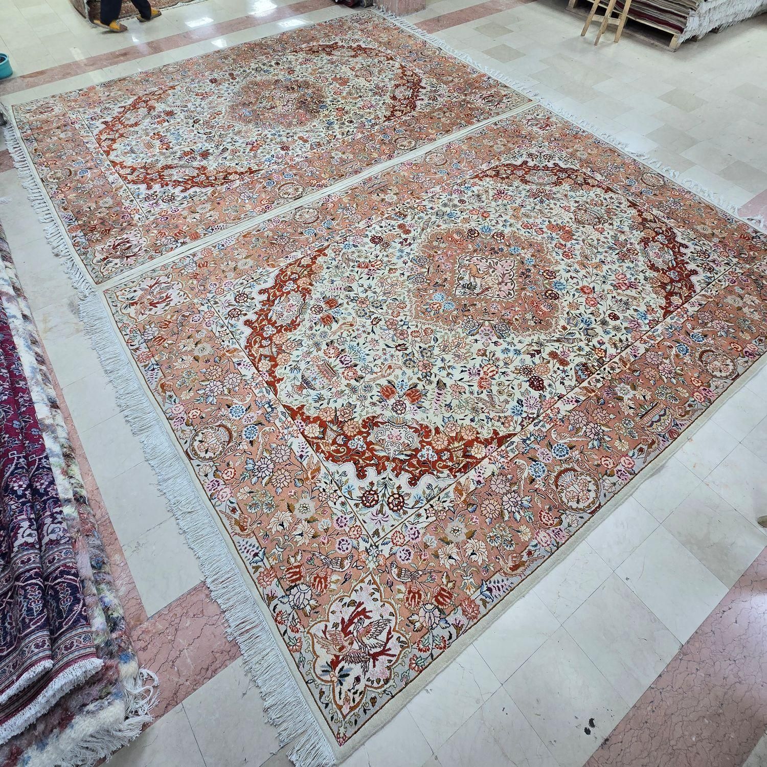 فرش دستباف استان‌خراسان / جفت۹متری / گل‌ابریشم|فرش|تهران, ده‌ونک|دیوار