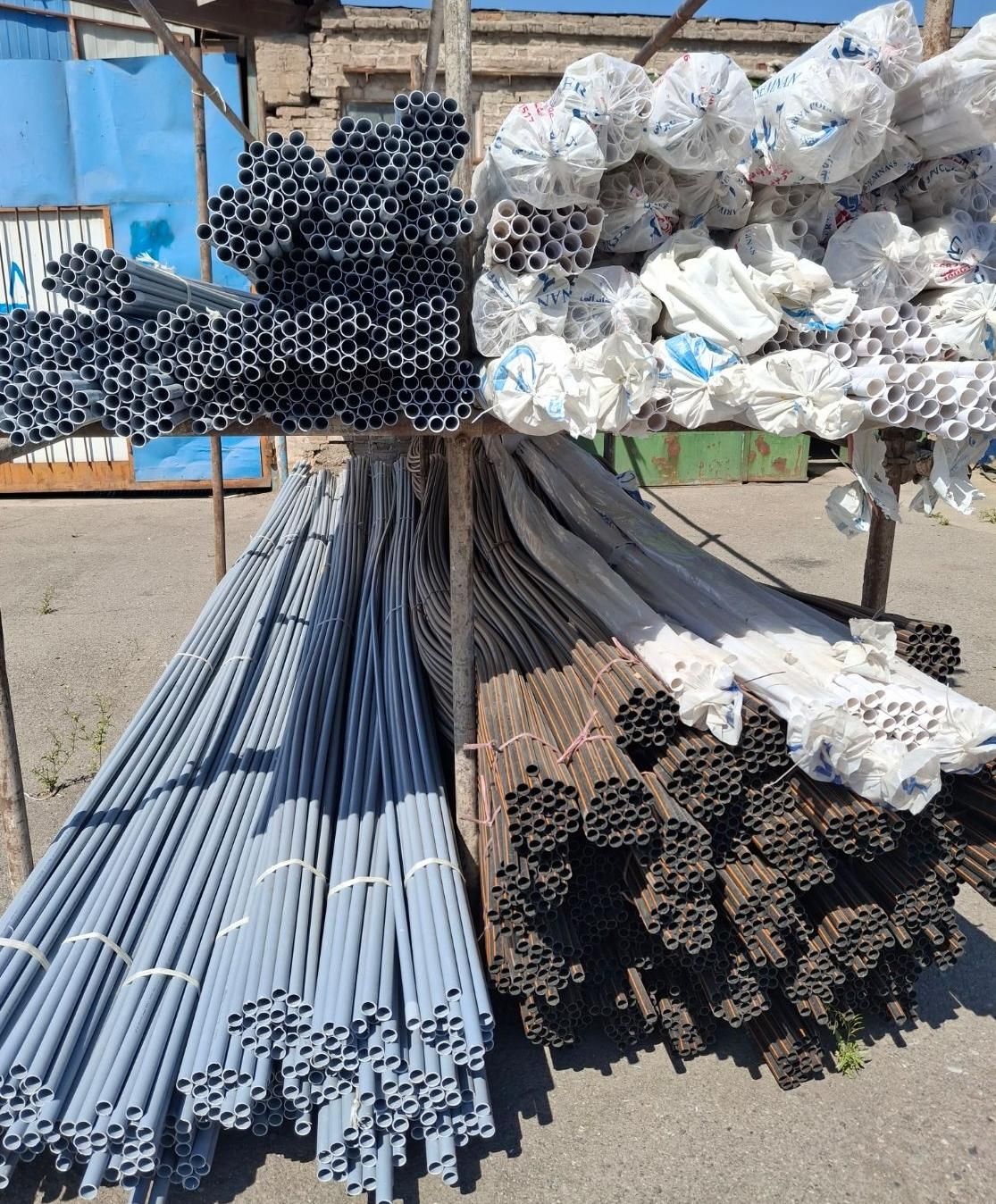 پخش انواع لوله های برق خم سرد ،خم گرم ،پلی آمید|عمدهفروشی|تهران, شهرک ولیعصر جنوبی|دیوار