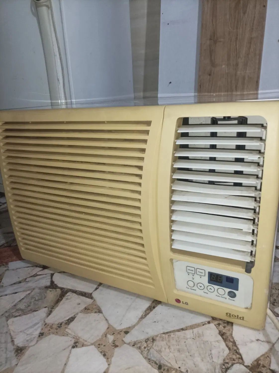 کولر پنجره ای LG|کولر گازی و فن‌کوئل|رشت, گلسار|دیوار