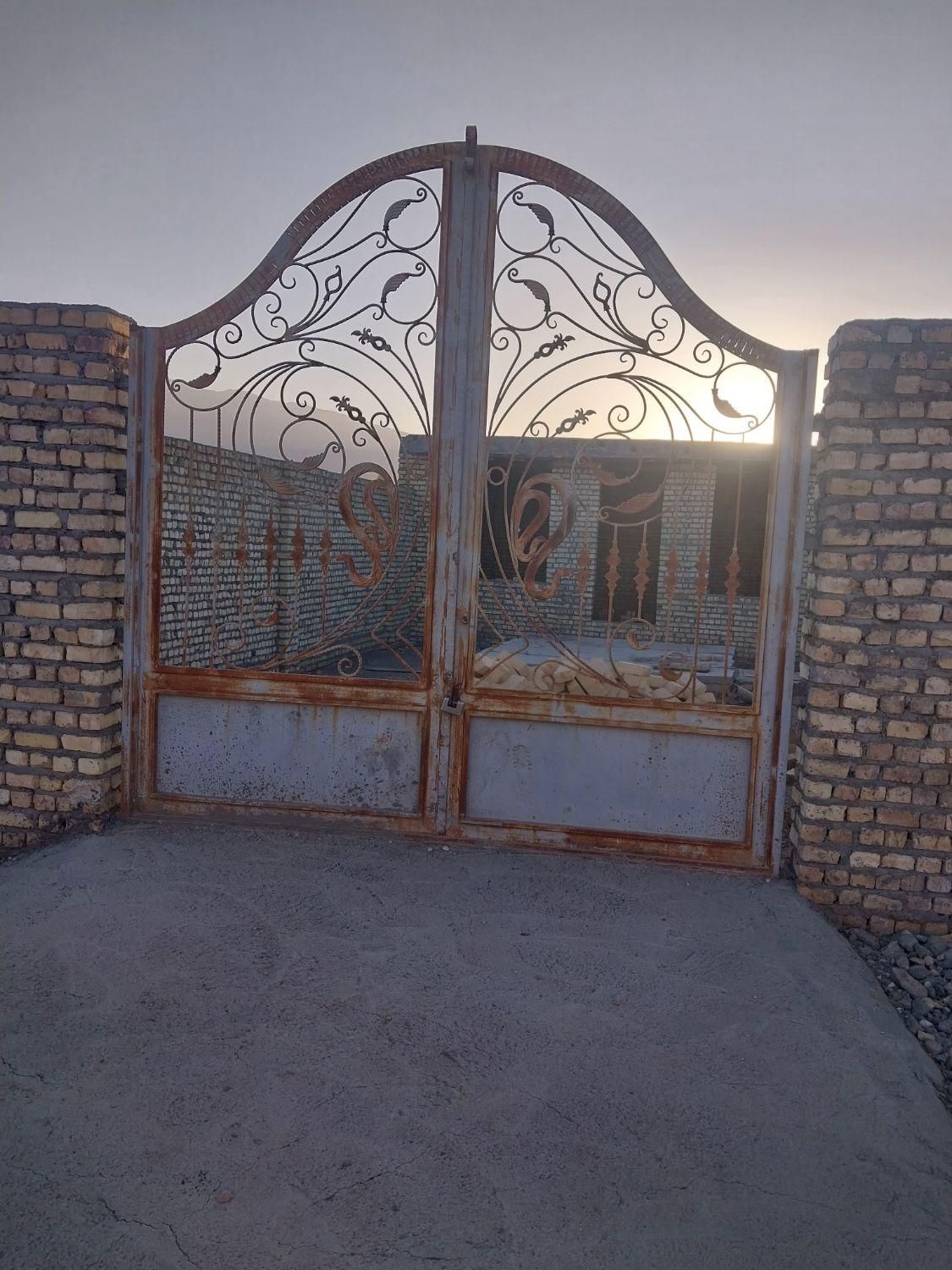 جوشکاری و درب و پنجره سازی|خدمات پیشه و مهارت|کاشان, شهرک ۲۲ بهمن|دیوار