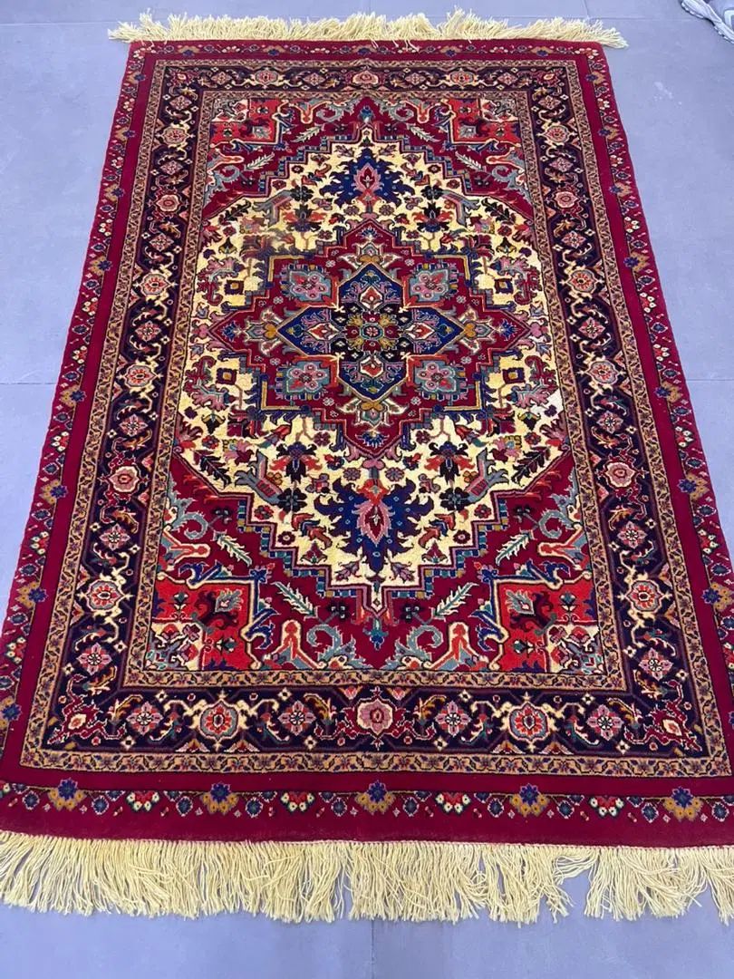 فرش دستباف (بساک) فرش  به این زیبایی ندیدم ابریشم|فرش|مشکین‌دشت, |دیوار