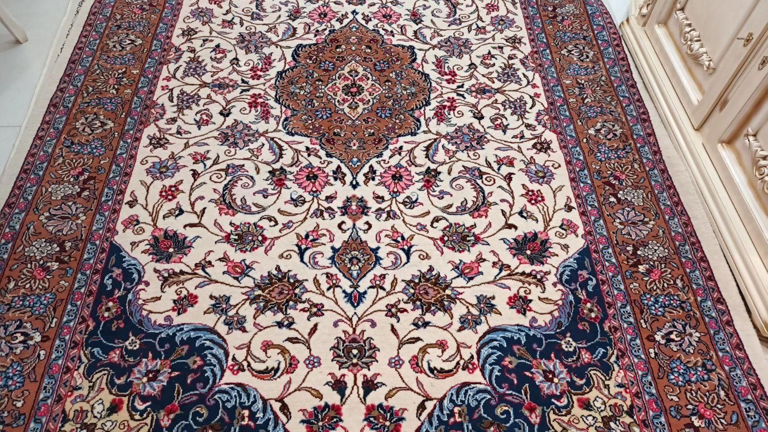 فرش دستبافت ۶ متری|فرش|اراک, |دیوار