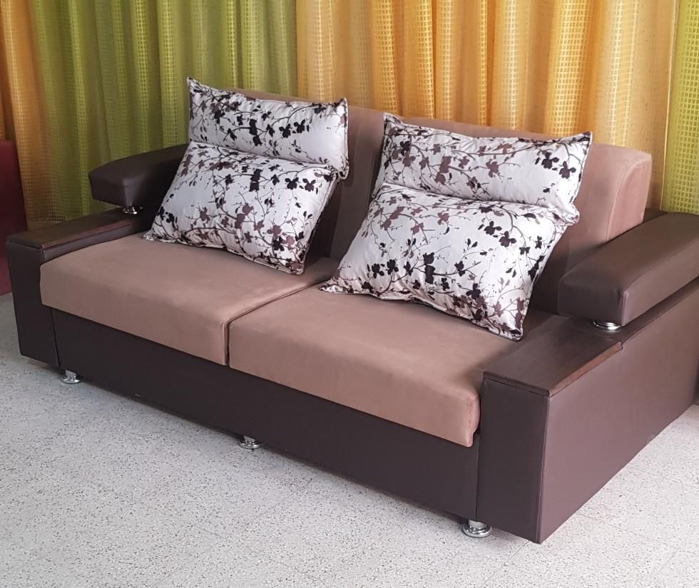 مبل تخت شو دسته دار|مبلمان خانگی و میز عسلی|کاشان, آیت الله سعیدی|دیوار