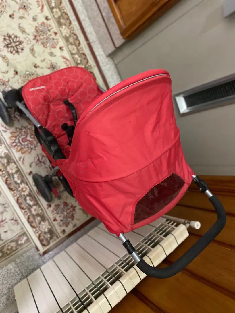 کالسکه Mothercare رنگ قرمز|کالسکه و لوازم جانبی|مشهد, راهنمایی|دیوار