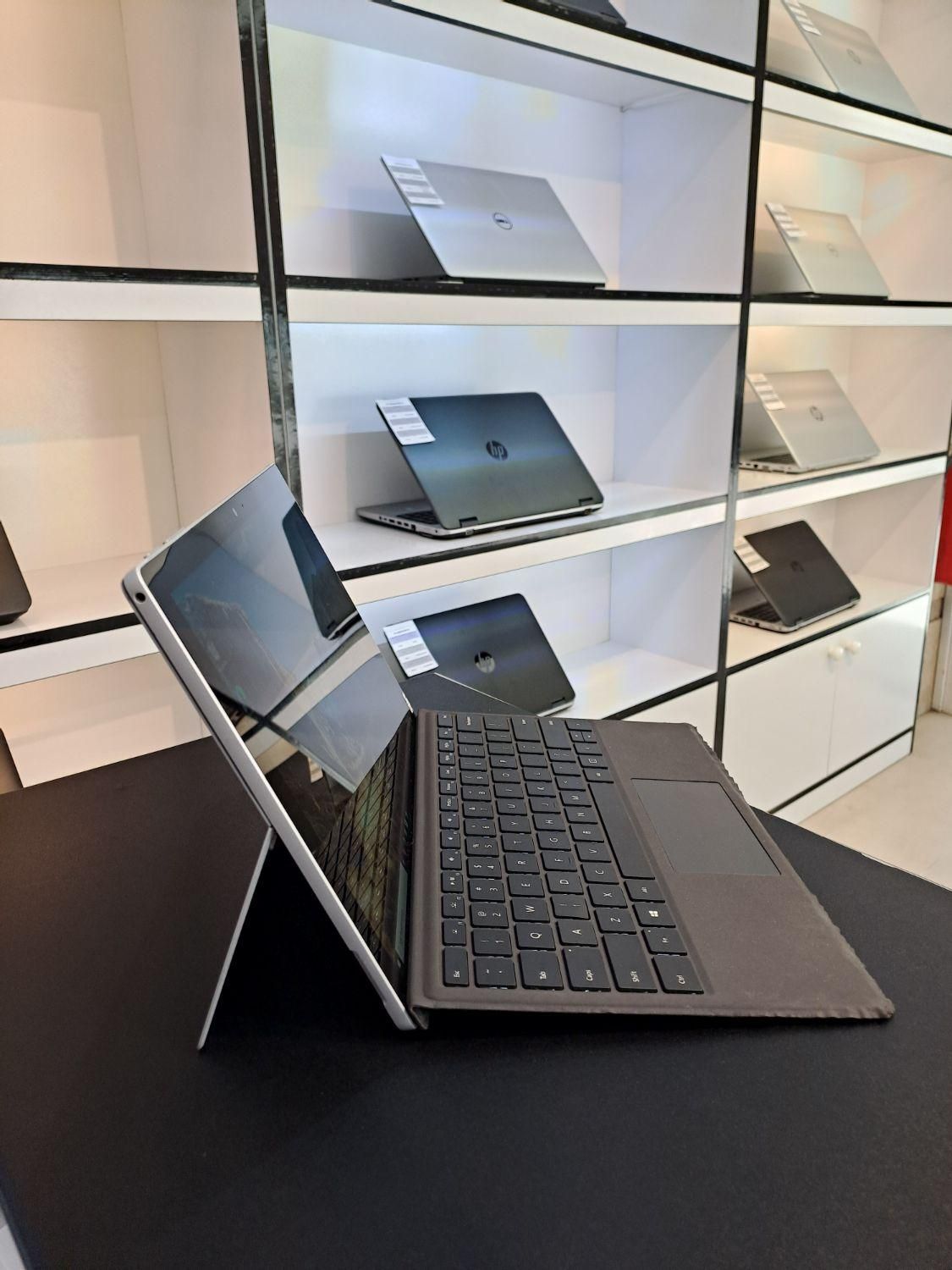 لپ تاپ Microsoft Surface pro 5 پردازنده i5 در حد|رایانه همراه|همدان, |دیوار