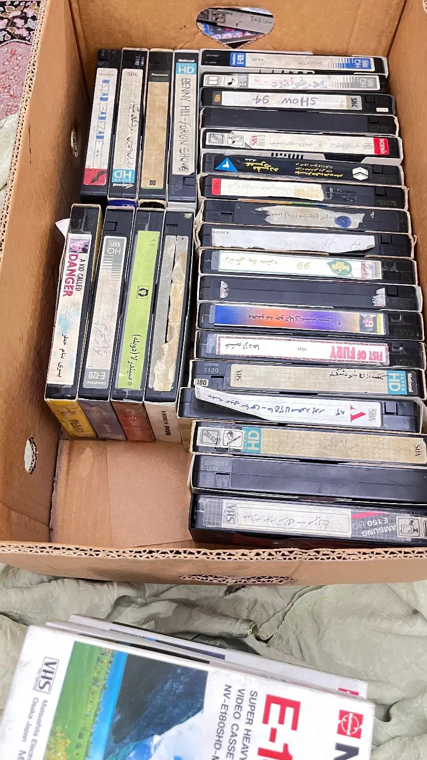 نوار ویدیو vhs سی تا|پخش‌کننده DVD و ویدیو|تهران, صادقیه|دیوار