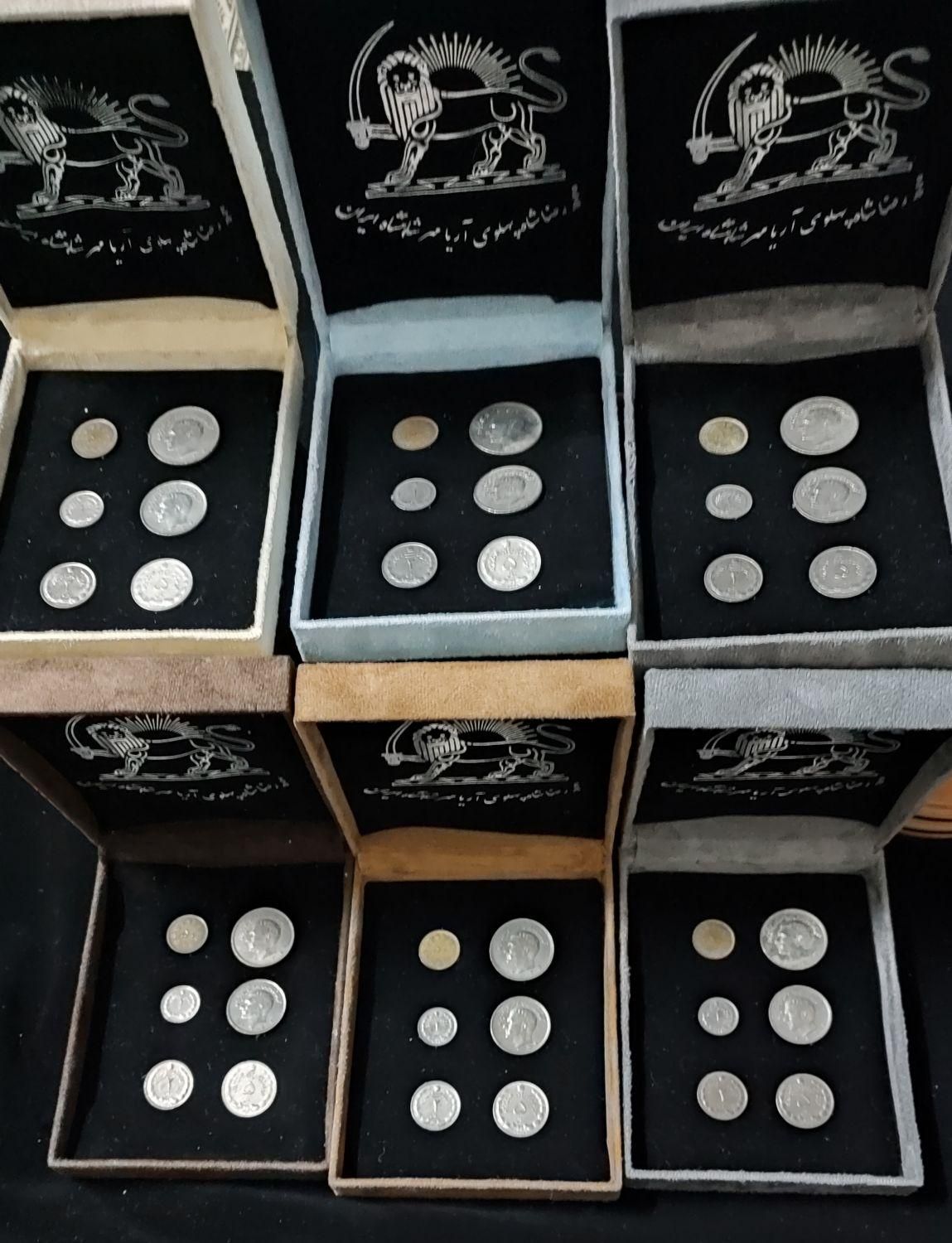 انواع باکس سکه کلکسیونی|کلکسیون سکه، تمبر، اسکناس|قم, انصار‌الحسین|دیوار