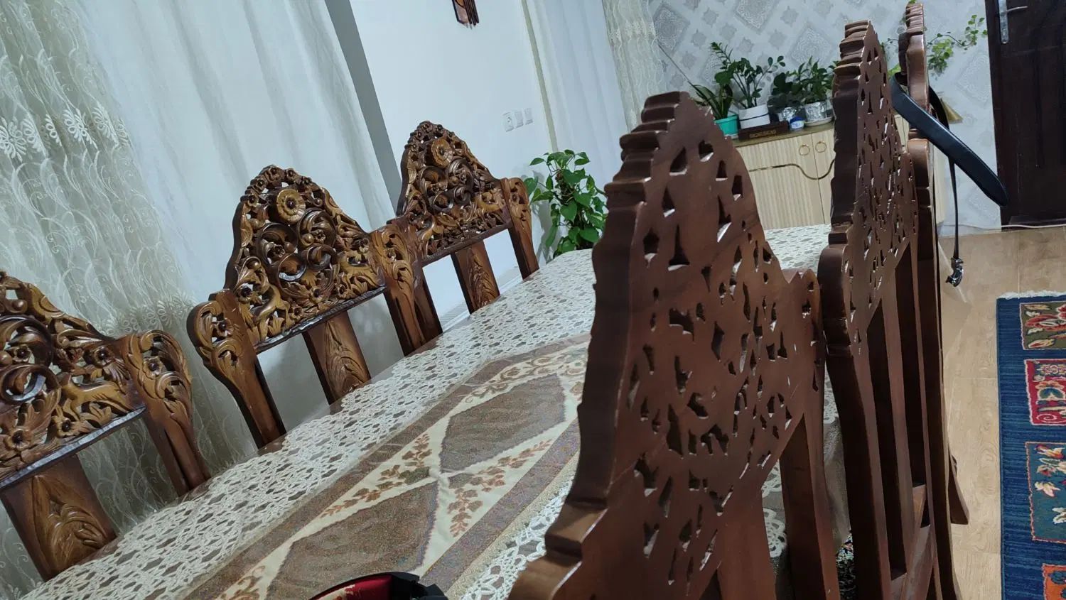مبلمان ۷نفره و میز ناهارخوری ۱۰نفره طرح قالی|مبلمان خانگی و میز عسلی|کرمان, |دیوار