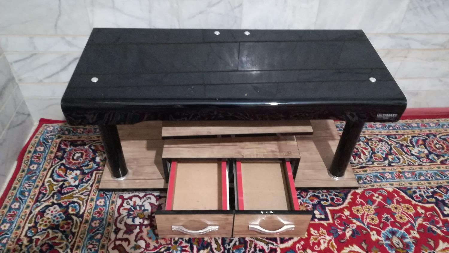 میز تلوزیون|میز تلویزیون|فیروزآباد (فارس), |دیوار