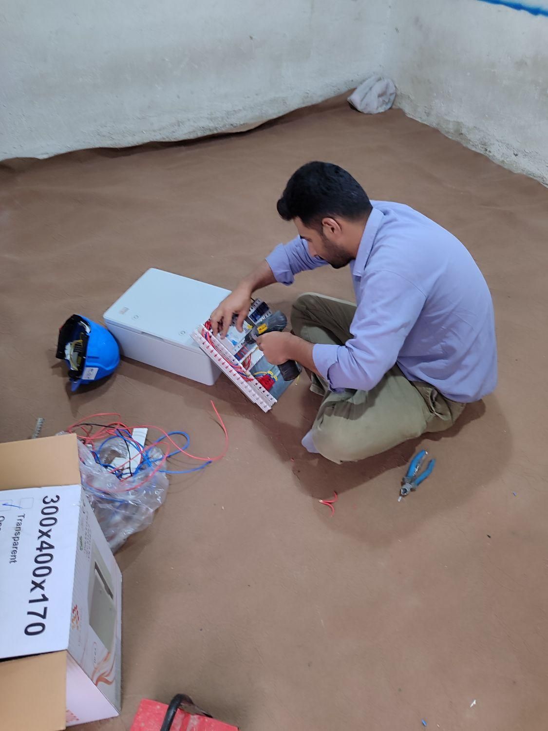 برقکاری ساختمان وصنعتی اتصالی برقکشی سیمکشی آیفون|خدمات پیشه و مهارت|دورود, |دیوار