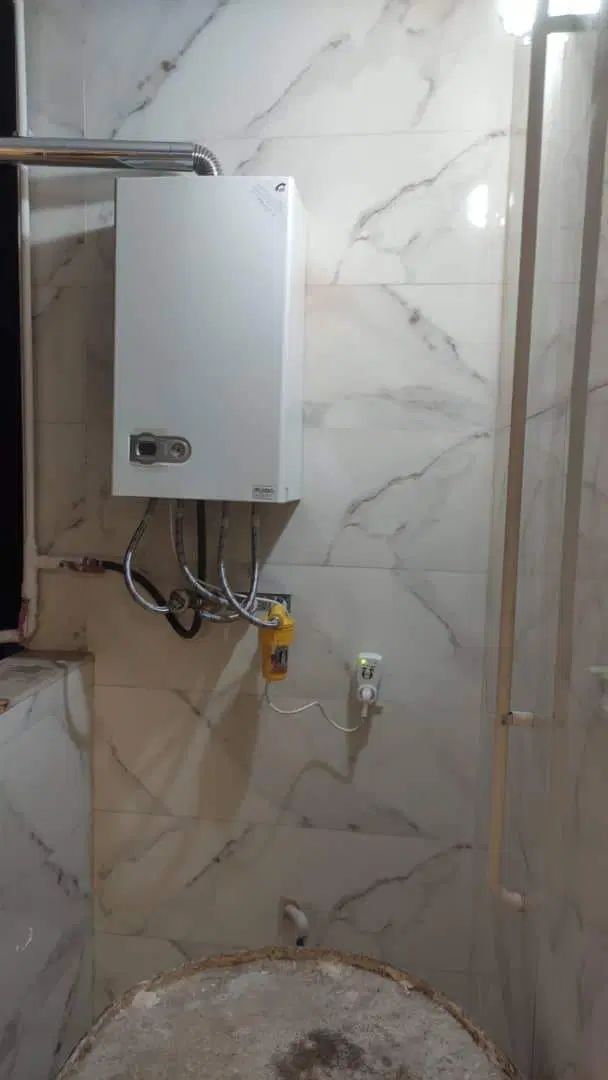 فروش واحد 155 متری بلوار ولیعصر عرفان کوی رهبر|فروش آپارتمان|رشت, کوی یخ|دیوار