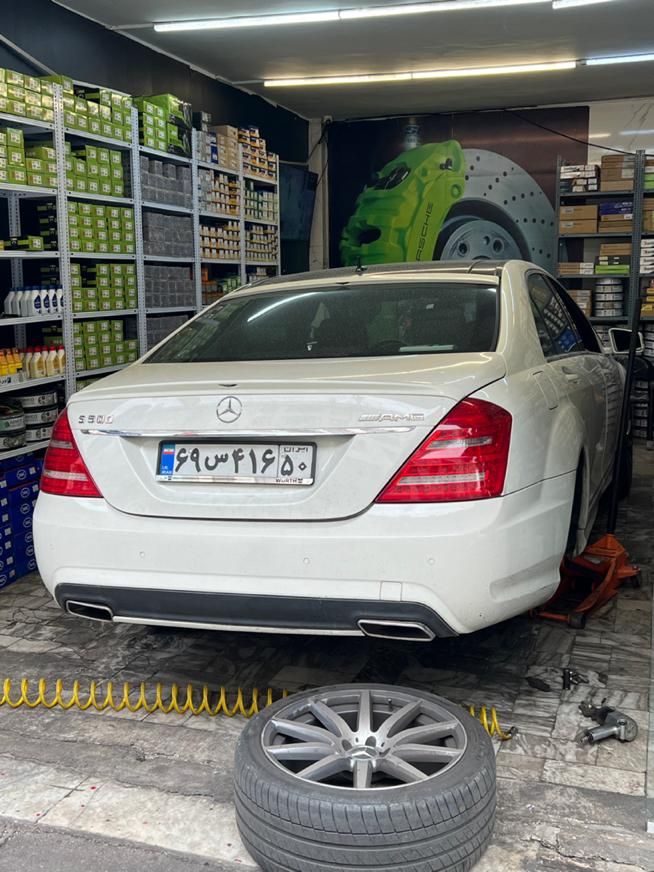 لنت ترمز و دیسک چرخ ساده و سوراخ دار|قطعات یدکی و لوازم جانبی|تهران, هروی|دیوار