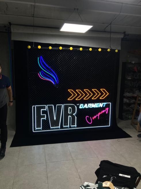 نئون نیون تابلوسازی تابلوساز led ال ای دی|فروشگاه و مغازه|تهران, امام حسین|دیوار