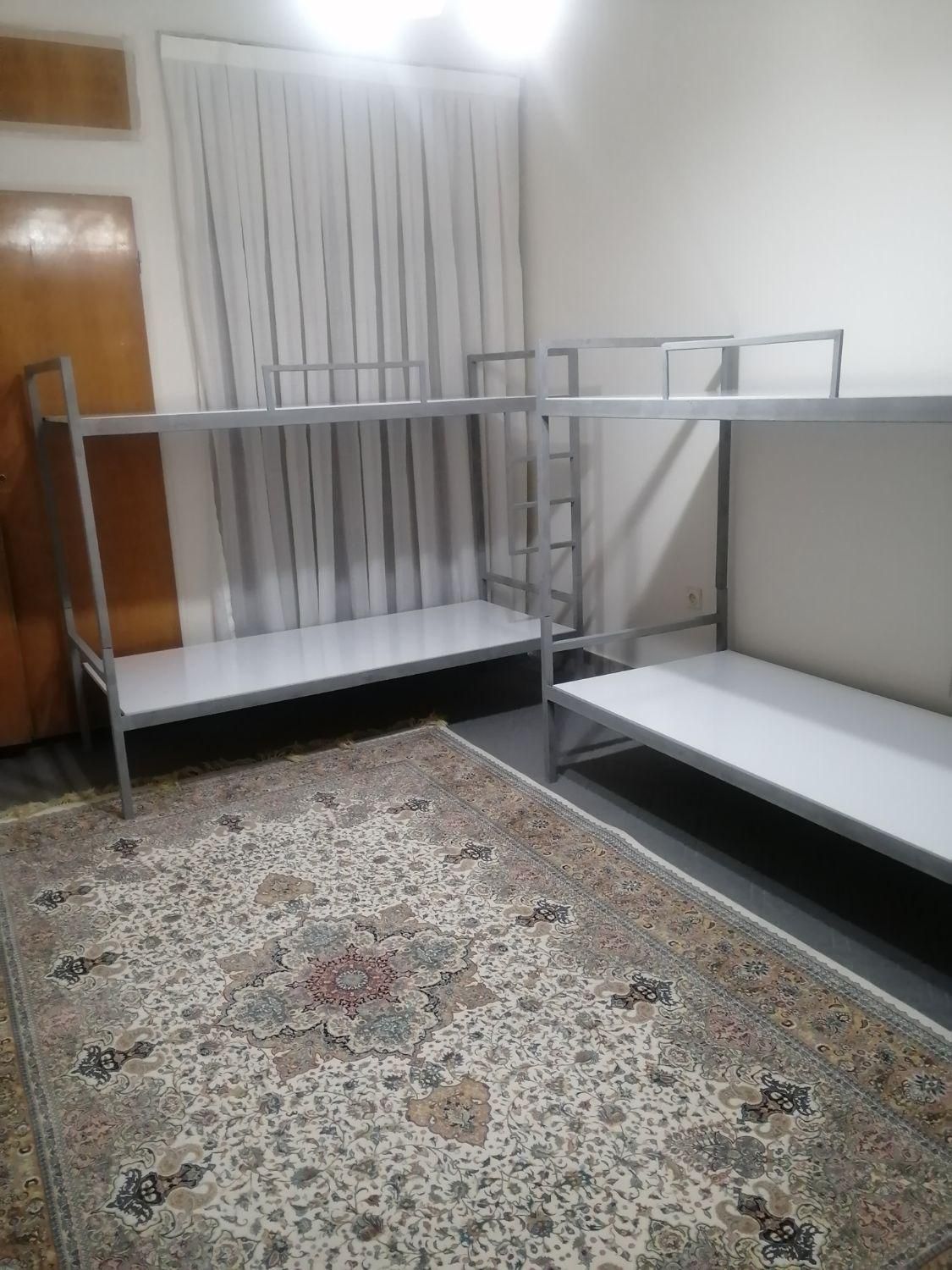خوابگاه دخترانه|اجارهٔ کوتاه‌مدت آپارتمان و سوئیت|شیراز, زرگری|دیوار