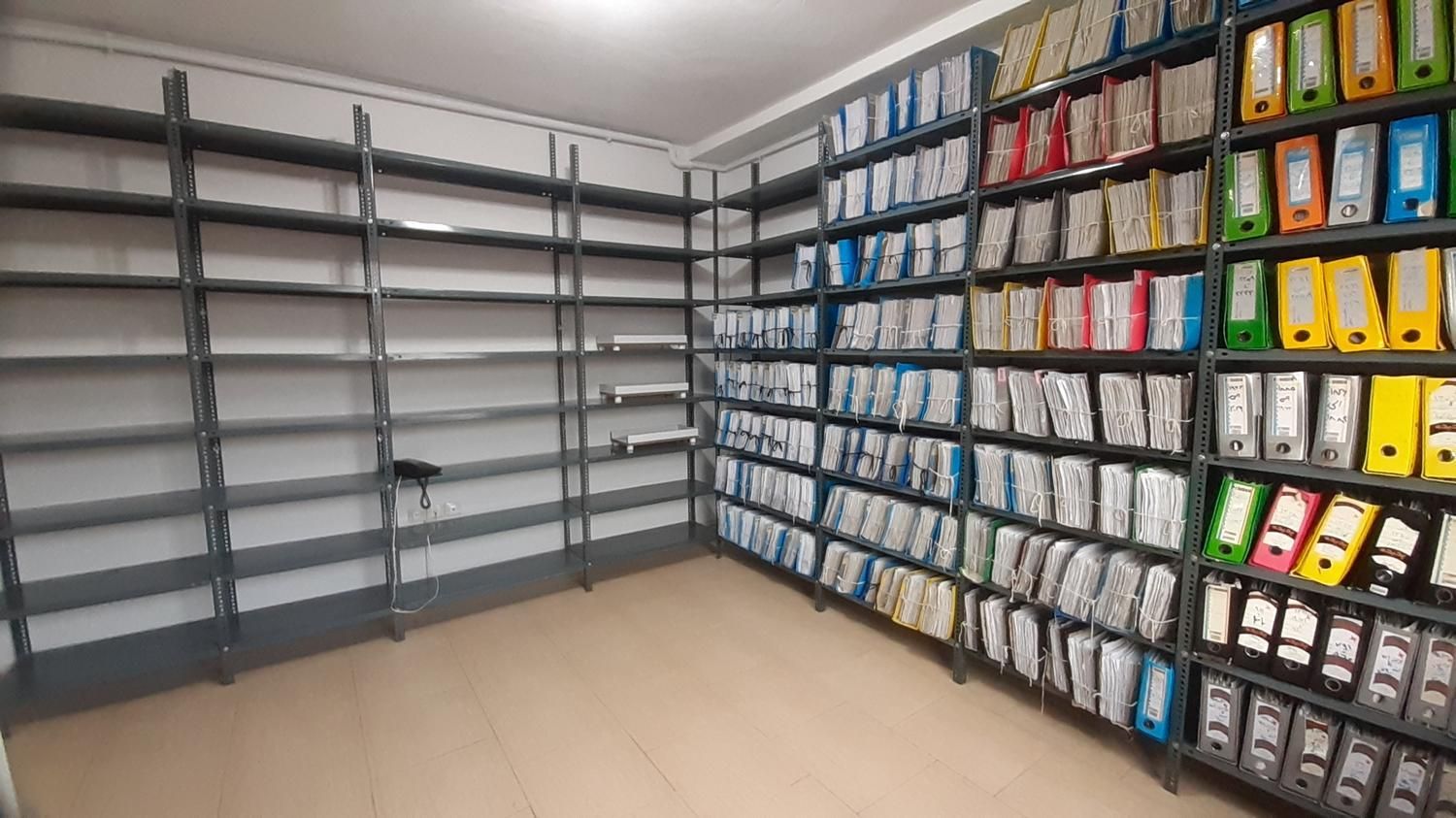 قفسه پیچ و مهره ای قفسه فلزی پیچی و طوسی|فروشگاه و مغازه|رشت, علی آباد|دیوار