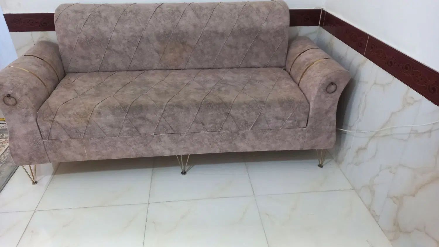 مبل ۷نفره درحدنو|مبلمان خانگی و میز عسلی|مشهد, اروند|دیوار