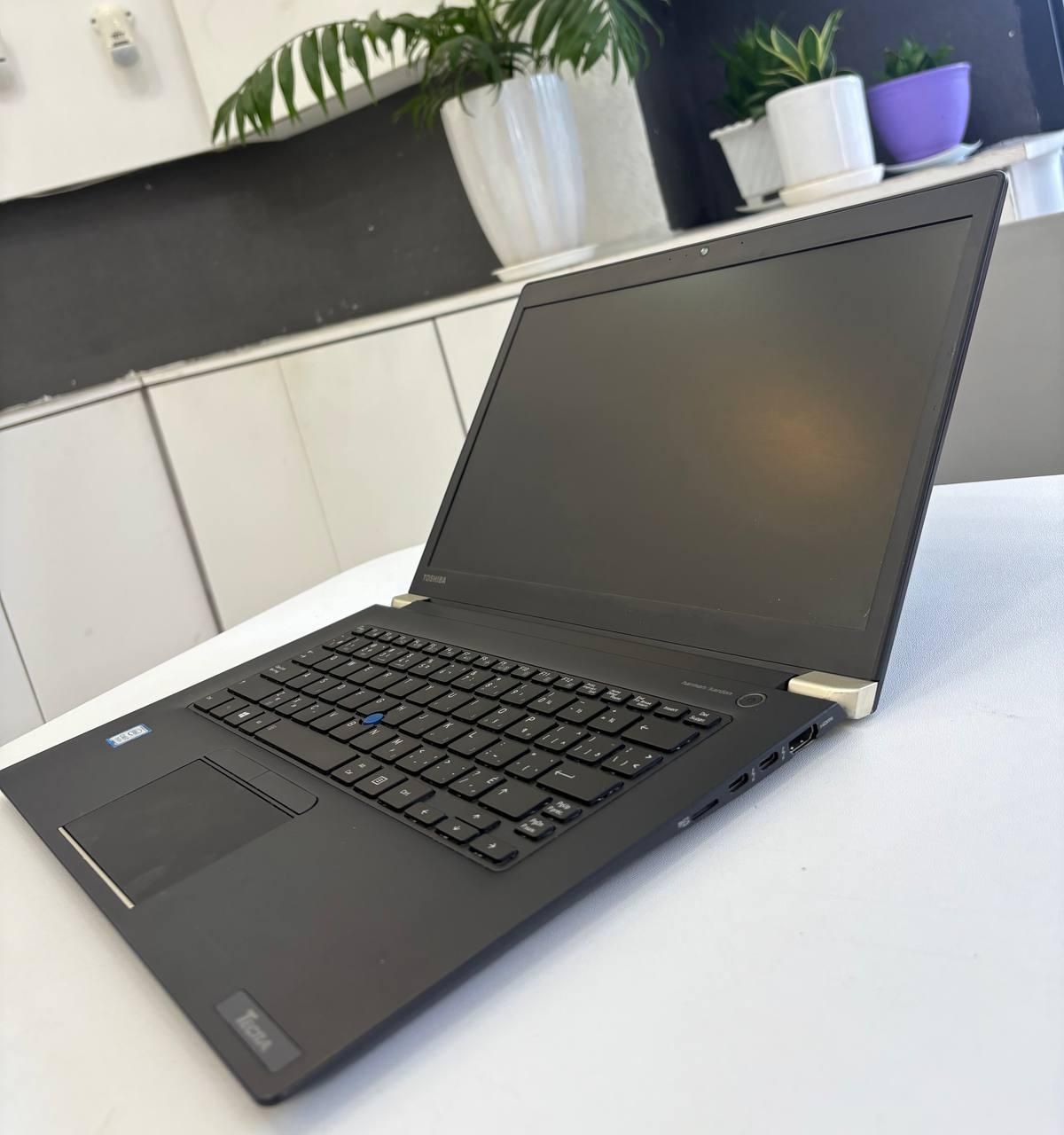 لپ تاپ توشیبا Toshiba tecra بسیار باریک و سبک|رایانه همراه|رشت, منظریه|دیوار