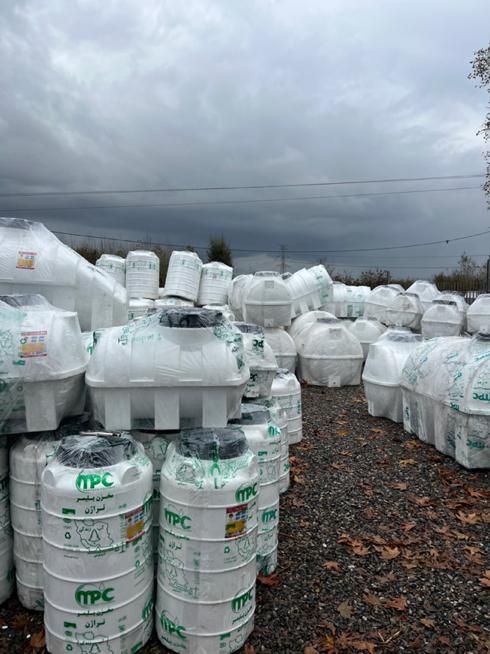 تانکر آب ۳۰۰۰ لیتری، منبع آب ضد جلبک|عمده‌فروشی|رشت, استادسرا|دیوار