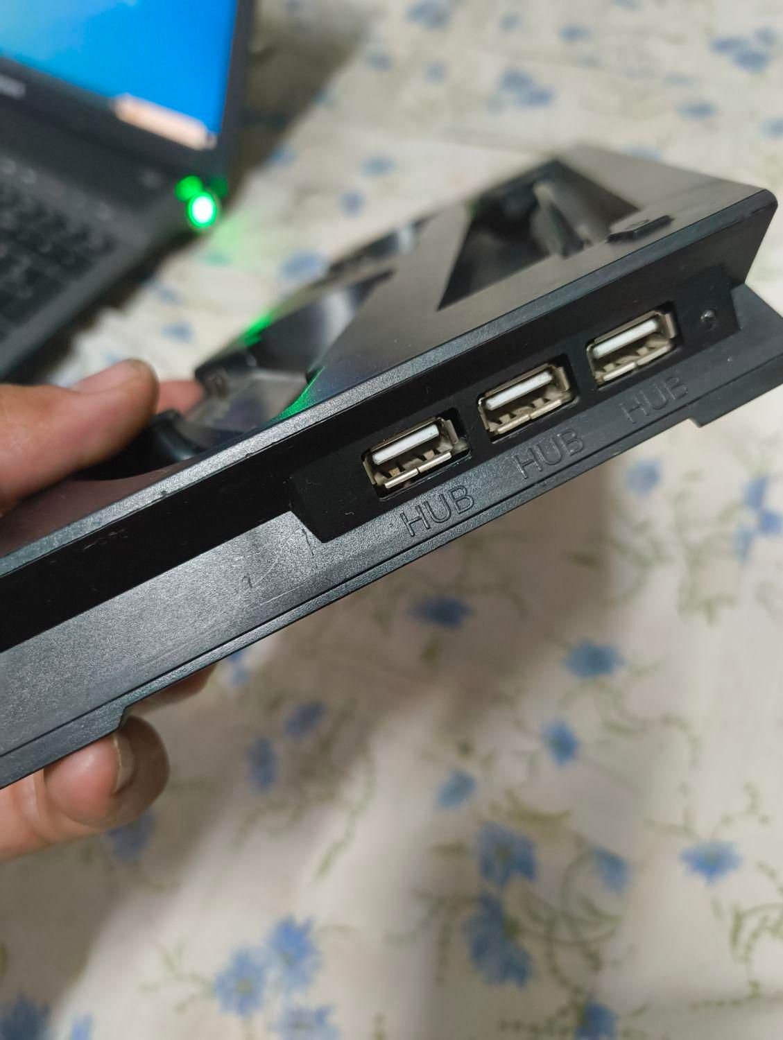پایه شارژ و فن خنک کننده ps4|کنسول، بازی ویدئویی و آنلاین|تهران, هروی|دیوار