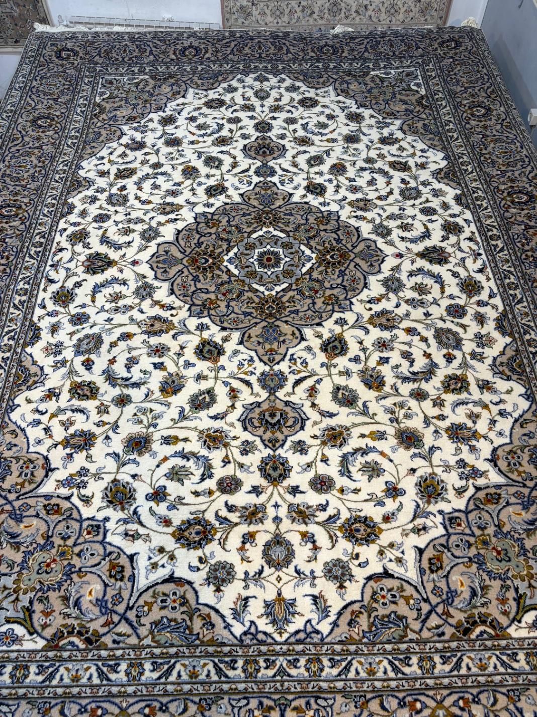 تک ۹ متری پشم ریز کاشان دستبافت|فرش|تهران, بهار|دیوار
