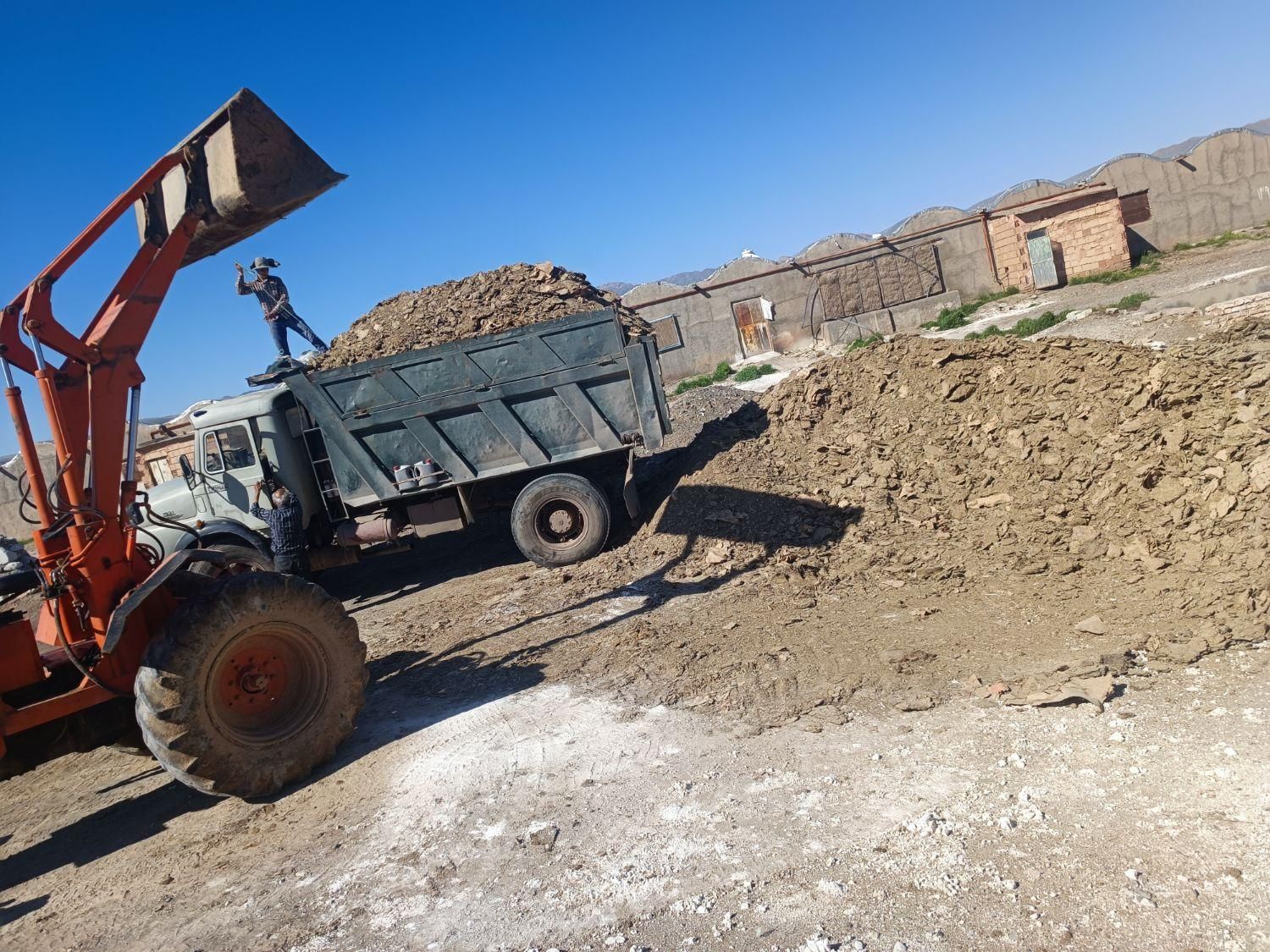 کود مرغ سبزوار ....|خدمات باغبانی و درختکاری|سبزوار, فقیه سبزواری|دیوار