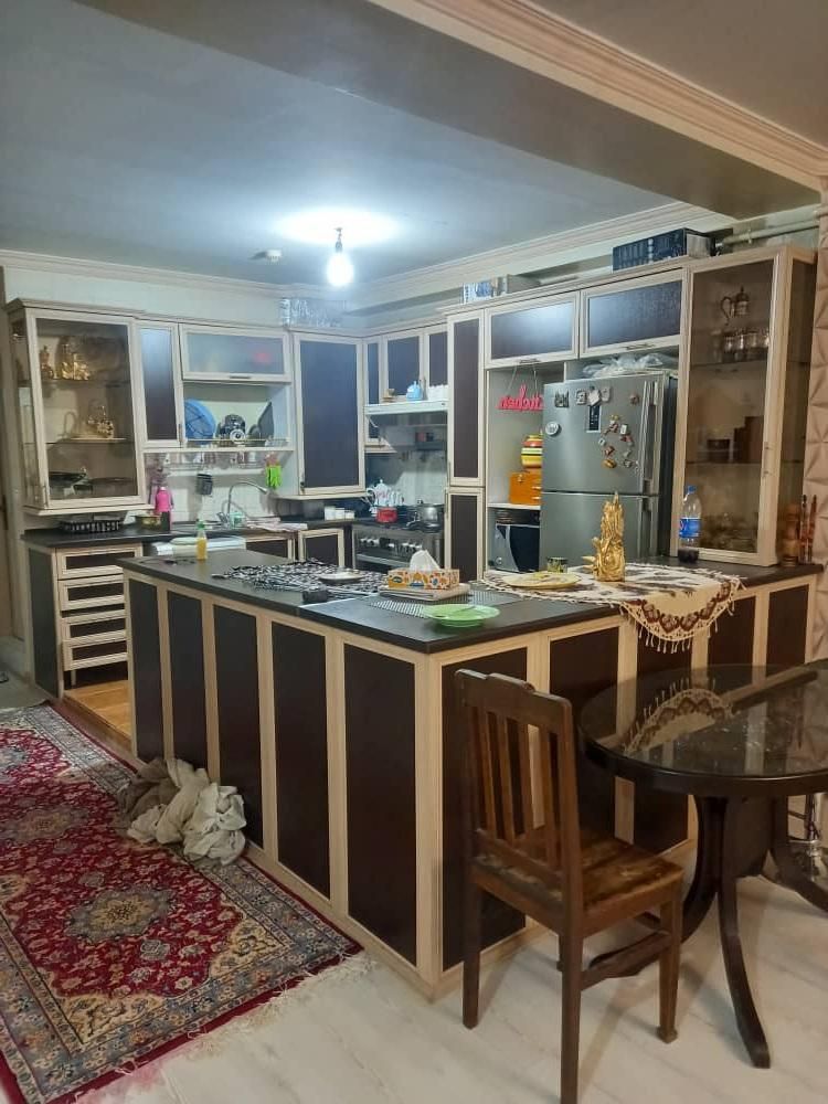 نصاب برچسب کابینت|خدمات پیشه و مهارت|تبریز, |دیوار