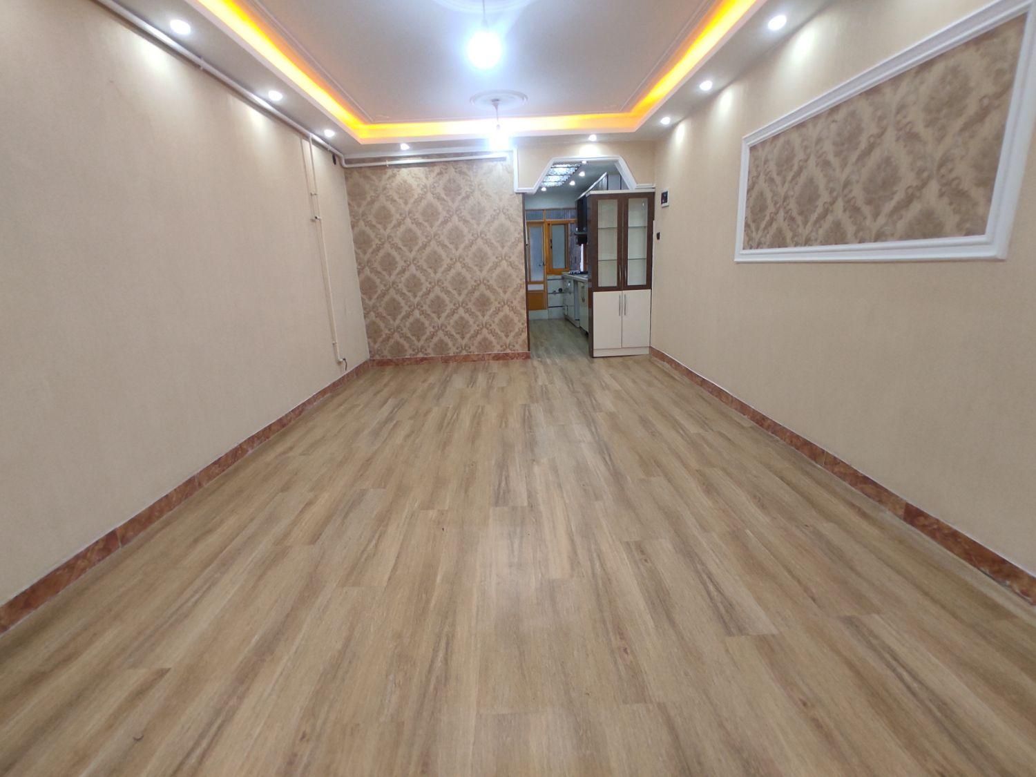 حمیدیان جمهوری واحد یک خواب پارکینگ اختصاصی|فروش آپارتمان|رشت, حمیدیان|دیوار