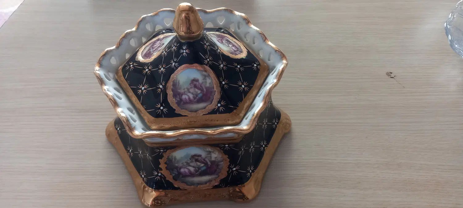 ظروف دکوری چینی سورمه ای طلاکوب|صنایع دستی و سایر لوازم تزئینی|اصفهان, کشاورزی|دیوار