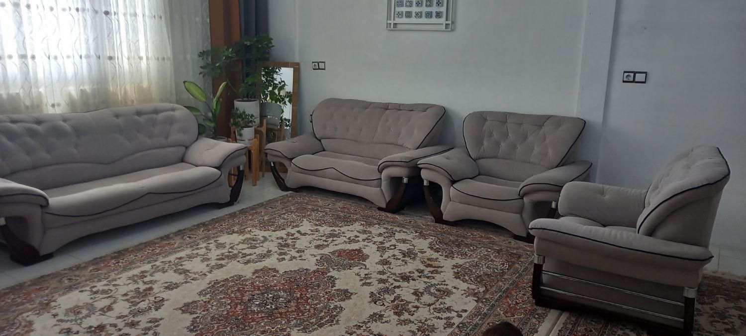 مبل راحتی کارکرده|مبلمان خانگی و میز عسلی|قزوین, |دیوار