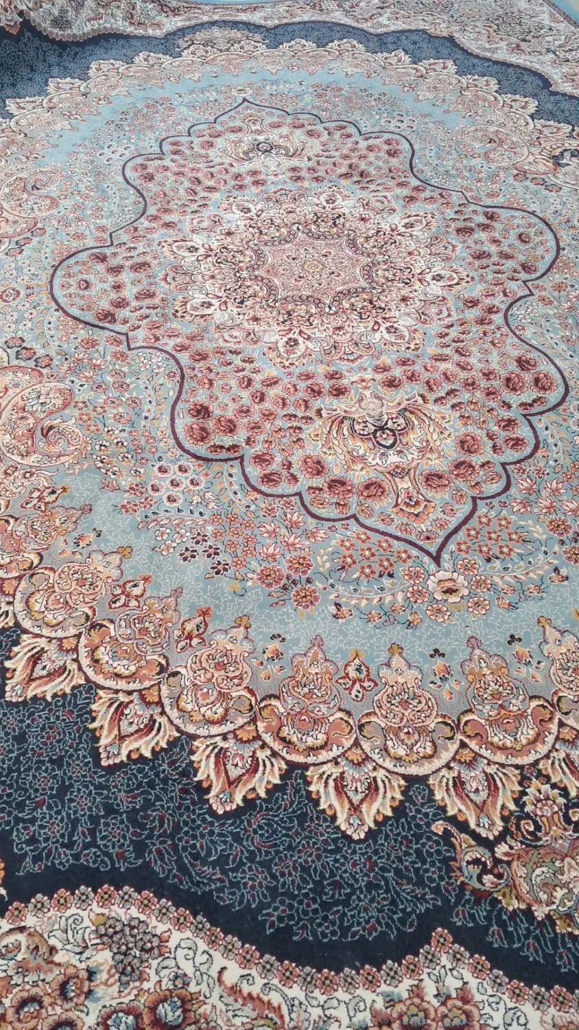 یک تخته فرش ۱۲ متری و یک تخته فرش ۹ متری تمام نخ|فرش|مشهد, رده|دیوار