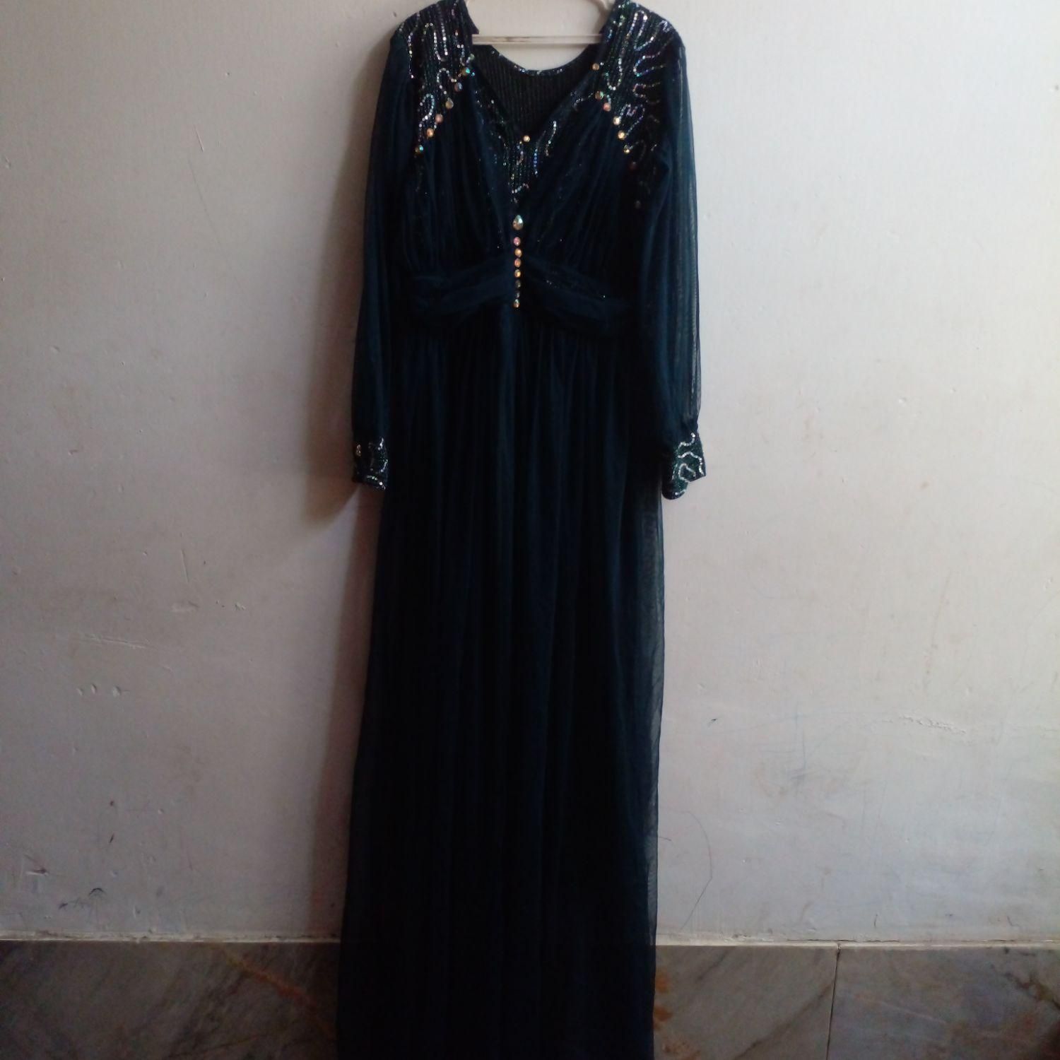 مجلسی های شیک|لباس|برخوار, |دیوار