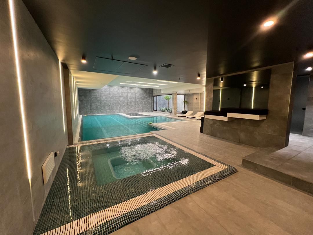 220 متر  ، ۳خواب  مستر ،  بلوار ۲۴ متری