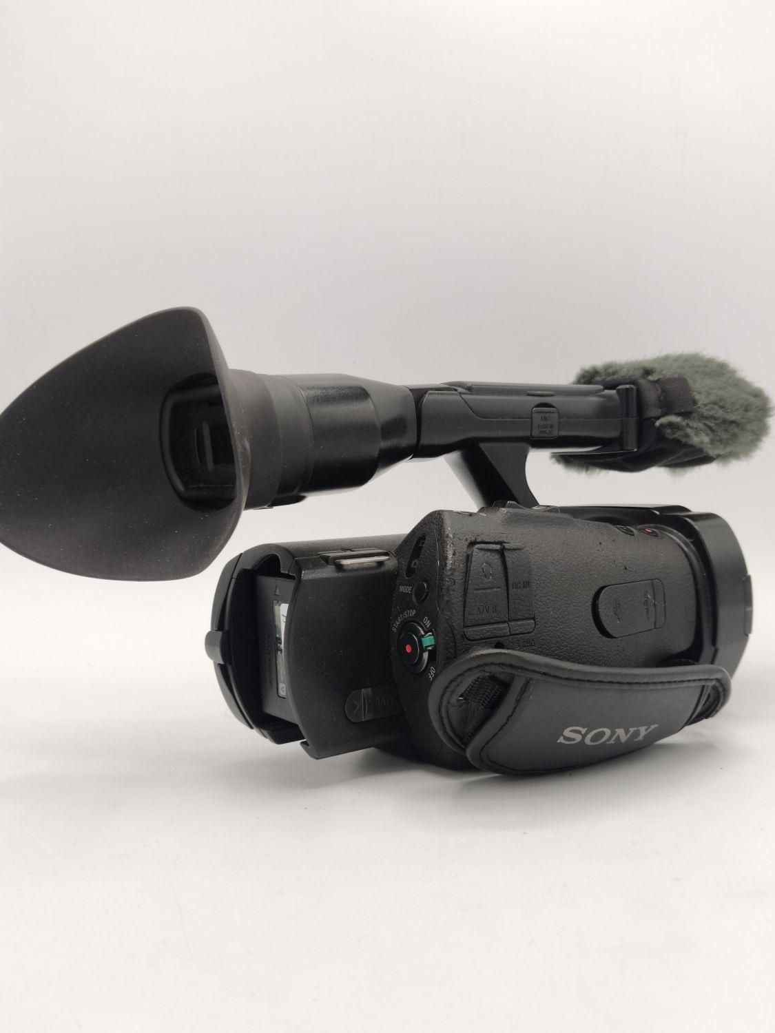دوربین فیلمبرداری سونی sony NEX-VG900E|دوربین عکاسی و فیلم‌برداری|تهران, پامنار|دیوار