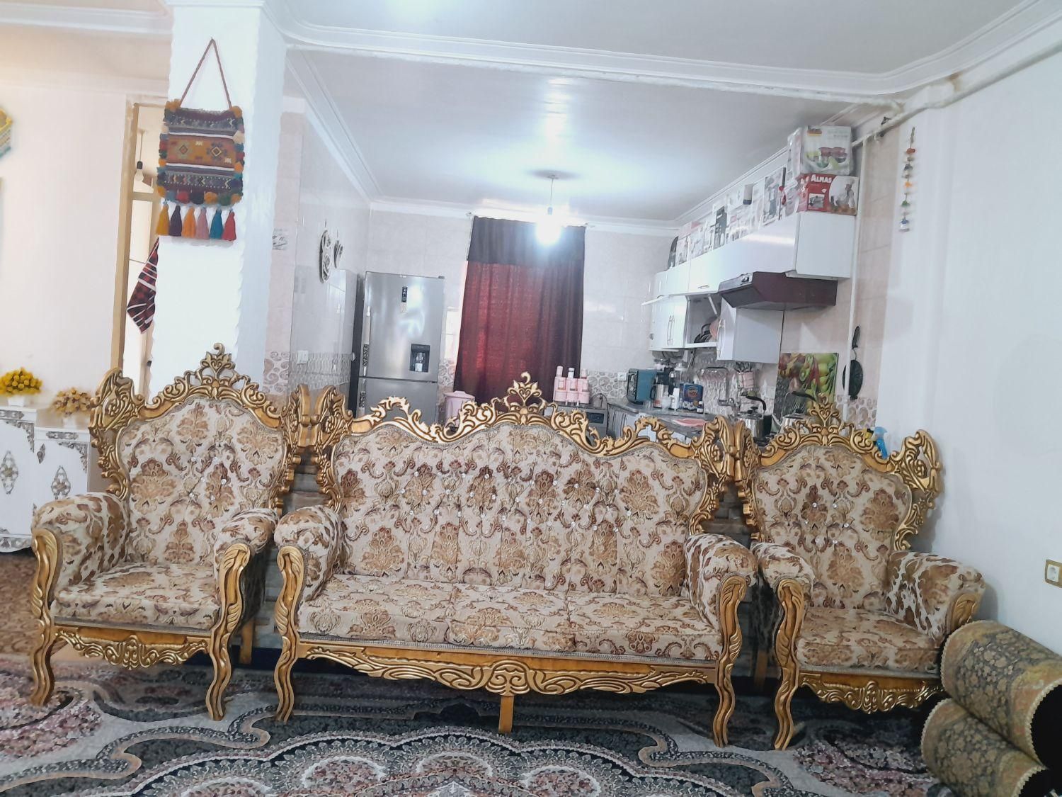 مبل سلطنتی هفت نفره در حد نو|مبلمان خانگی و میز عسلی|یاسوج, |دیوار