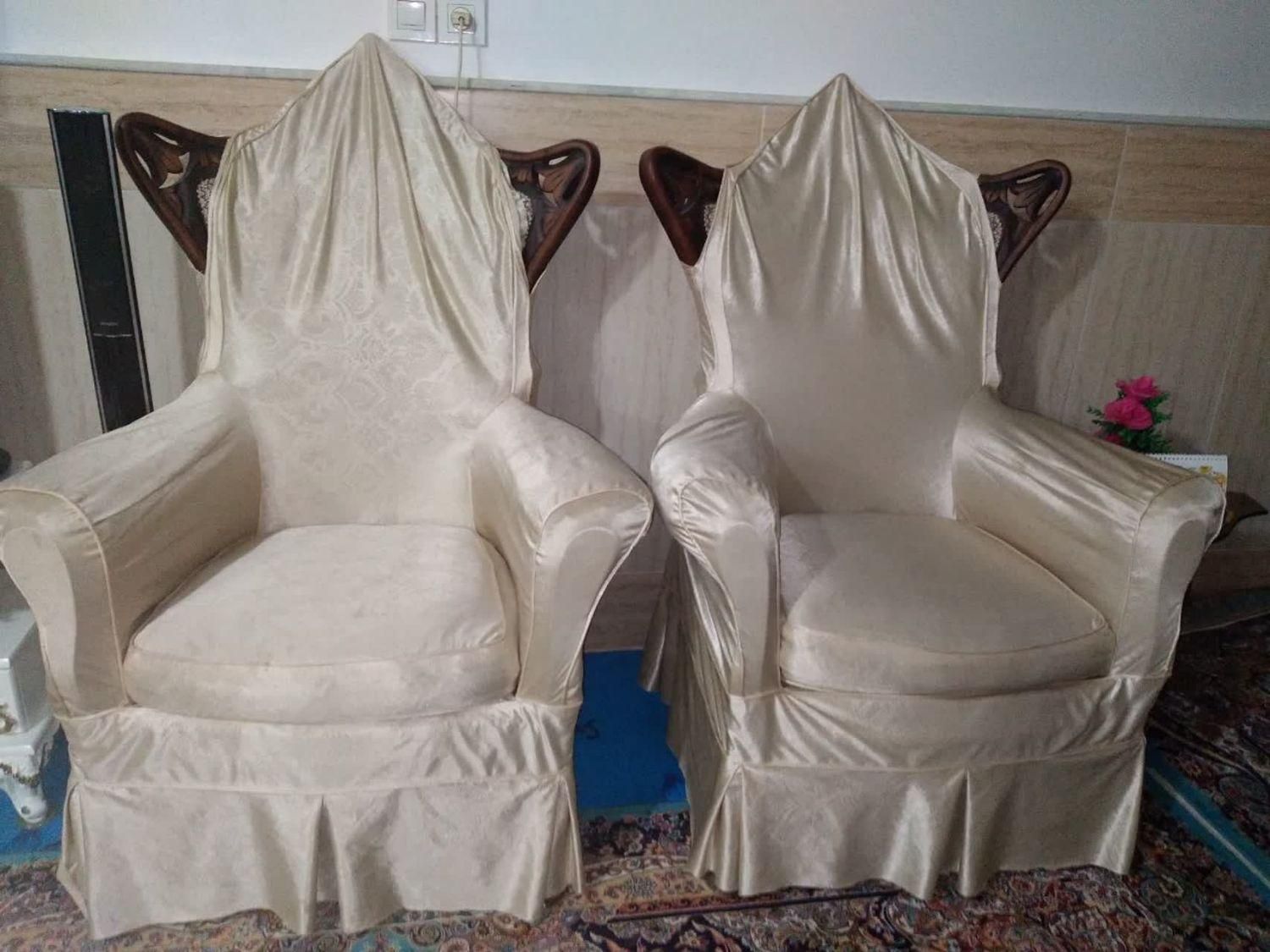 مبل سلطنتی ۹نفره|مبلمان خانگی و میز عسلی|قم, شهرک فاطمیه|دیوار