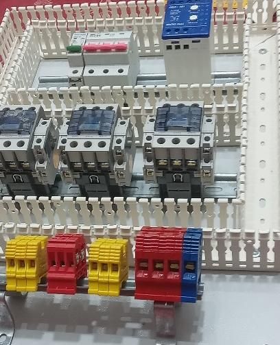 برقکاری ساختمان و صنعتی برقکش برقکشی لاین نوری|خدمات پیشه و مهارت|پاکدشت, پاکدشت (مامازند)|دیوار