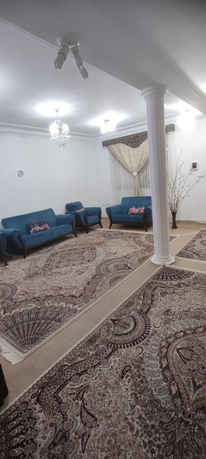 ویلایی شیک شهید رجایی(خبرنگار)|فروش خانه و ویلا|رشت, شهرک شهید رجایی|دیوار