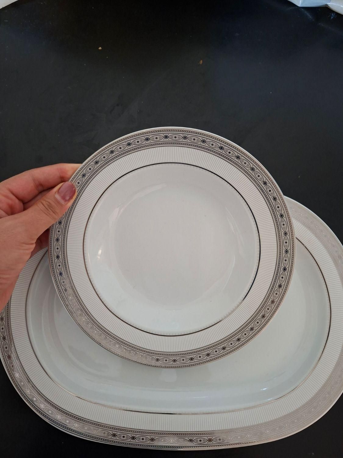 سرویس چینی مقصود ۱۲ نفره|ظروف سرو و پذیرایی|قم, شهرک امام حسن|دیوار