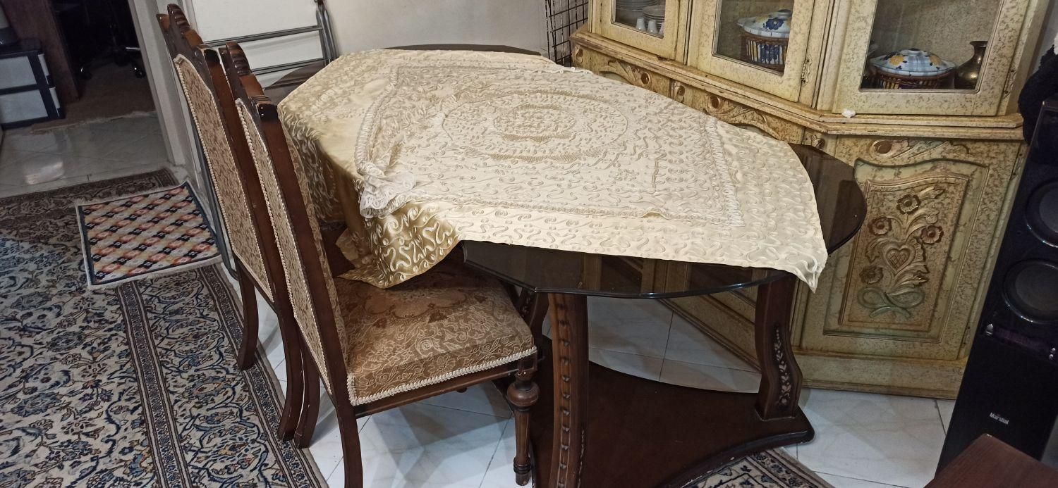 میز نهارخوری ۶ نفره همراه ۶ تا صندلی|میز و صندلی غذاخوری|تهران, چهارصد دستگاه|دیوار